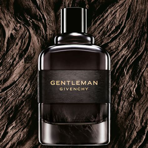 gentleman perfume boisée givenchy.